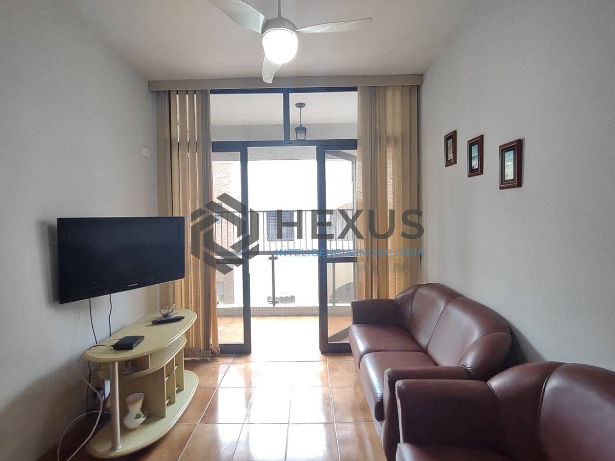 Foto 4 de Apartamento com varanda e lazer a 200 metros da Praia da Enseada, Guarujá