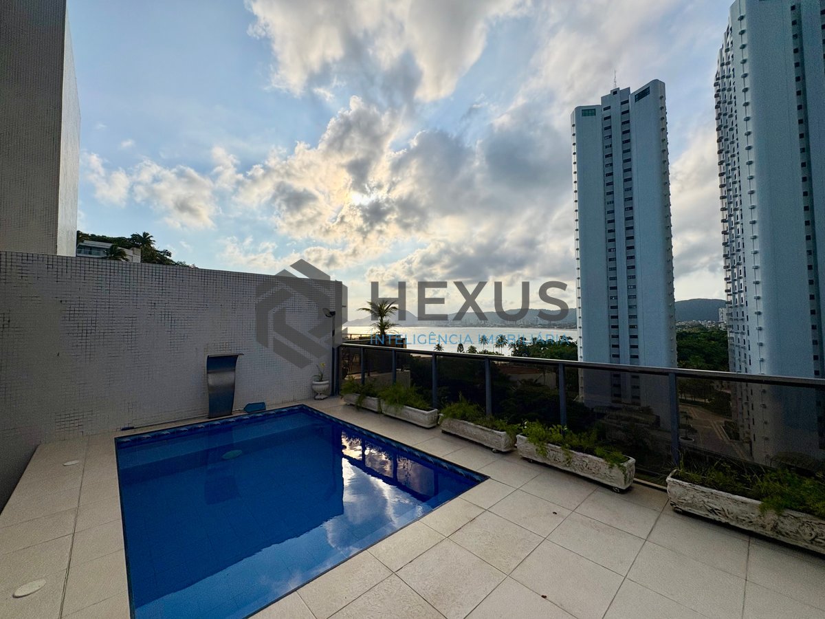 Foto 32 de Cobertura duplex com varanda vista mar e lazer na beira mar da Praia da Enseada, Guarujá