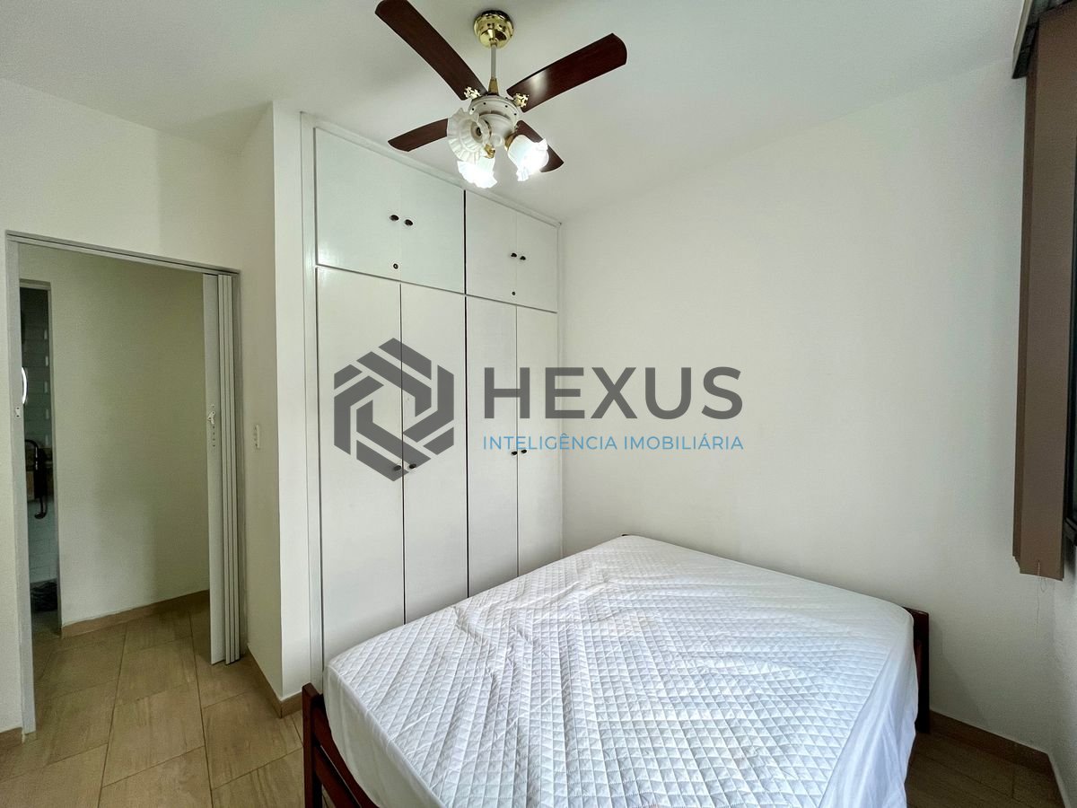 Foto 8 de Apartamento com varanda vista mar na beira mar da praia nas Pitangueiras, Guarujá