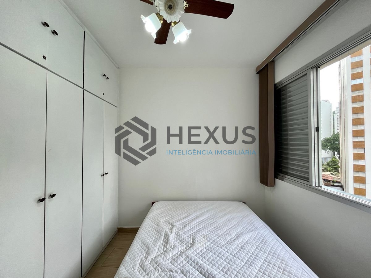 Foto 9 de Apartamento com varanda vista mar na beira mar da praia nas Pitangueiras, Guarujá