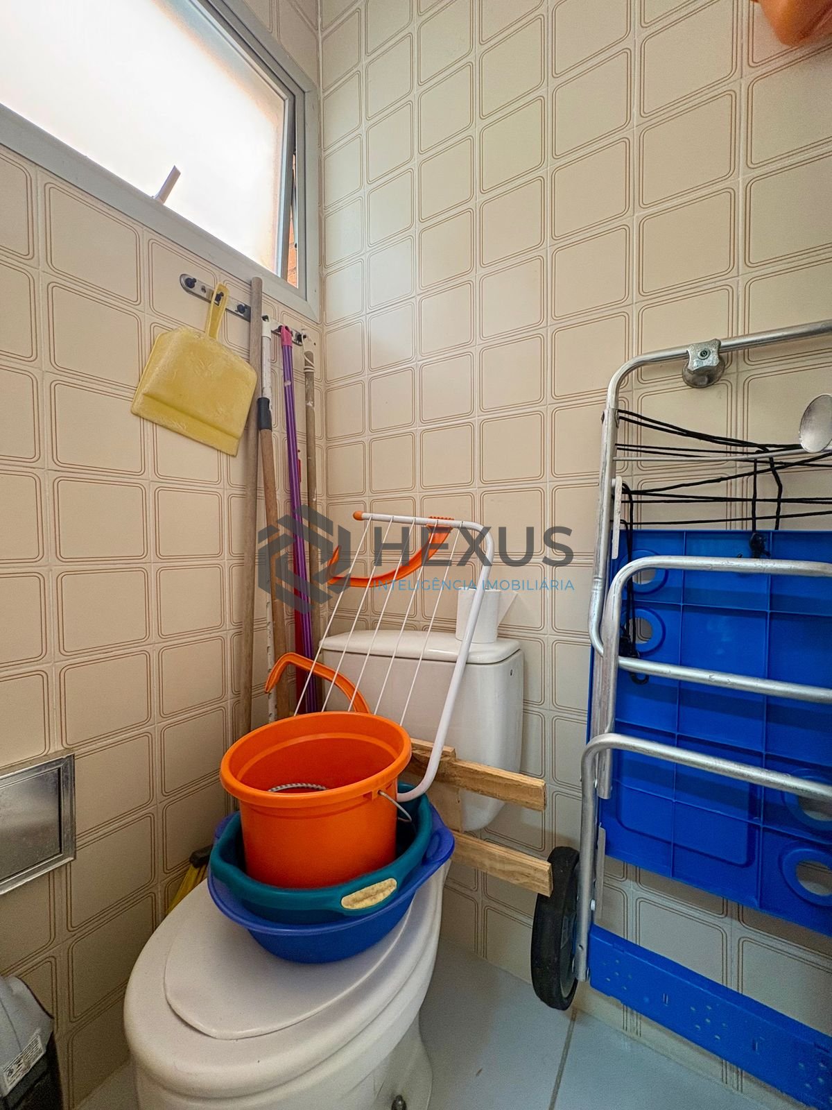Foto 18 de Apartamento com varanda e lazer na Enseada, Guarujá