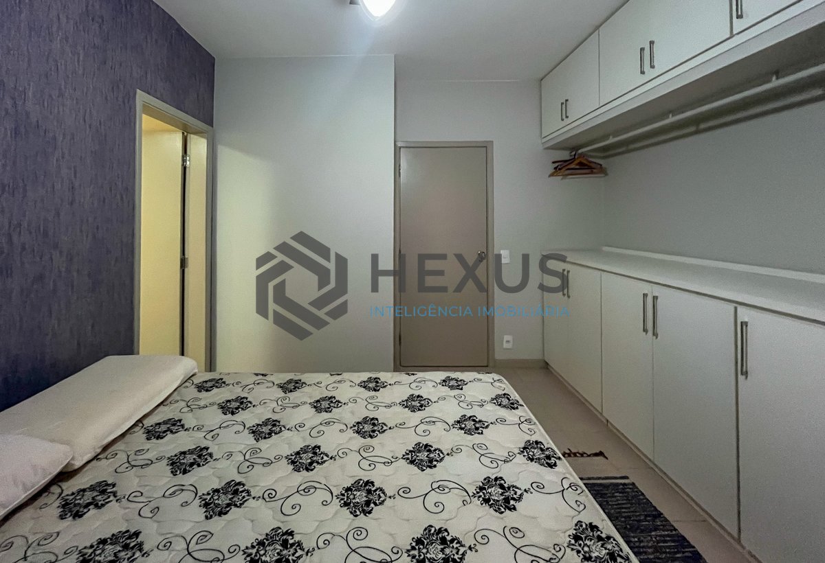 Foto 14 de Apartamento com varanda a 2 quadras da Praia das Pitangueiras, Guarujá