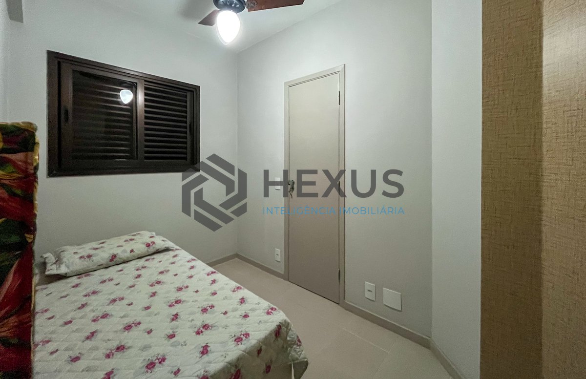 Foto 22 de Apartamento com varanda a 2 quadras da Praia das Pitangueiras, Guarujá
