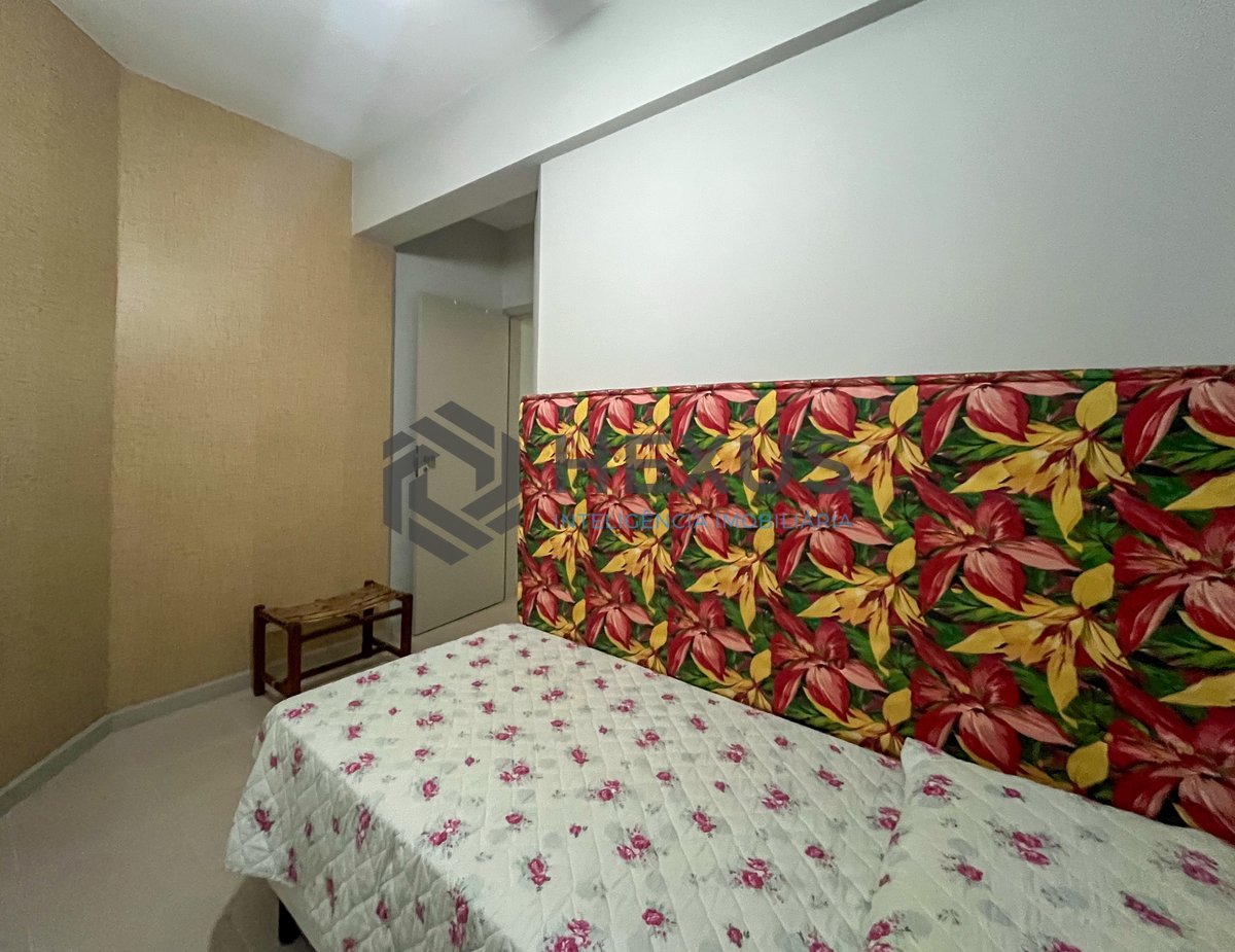 Foto 24 de Apartamento com varanda a 2 quadras da Praia das Pitangueiras, Guarujá