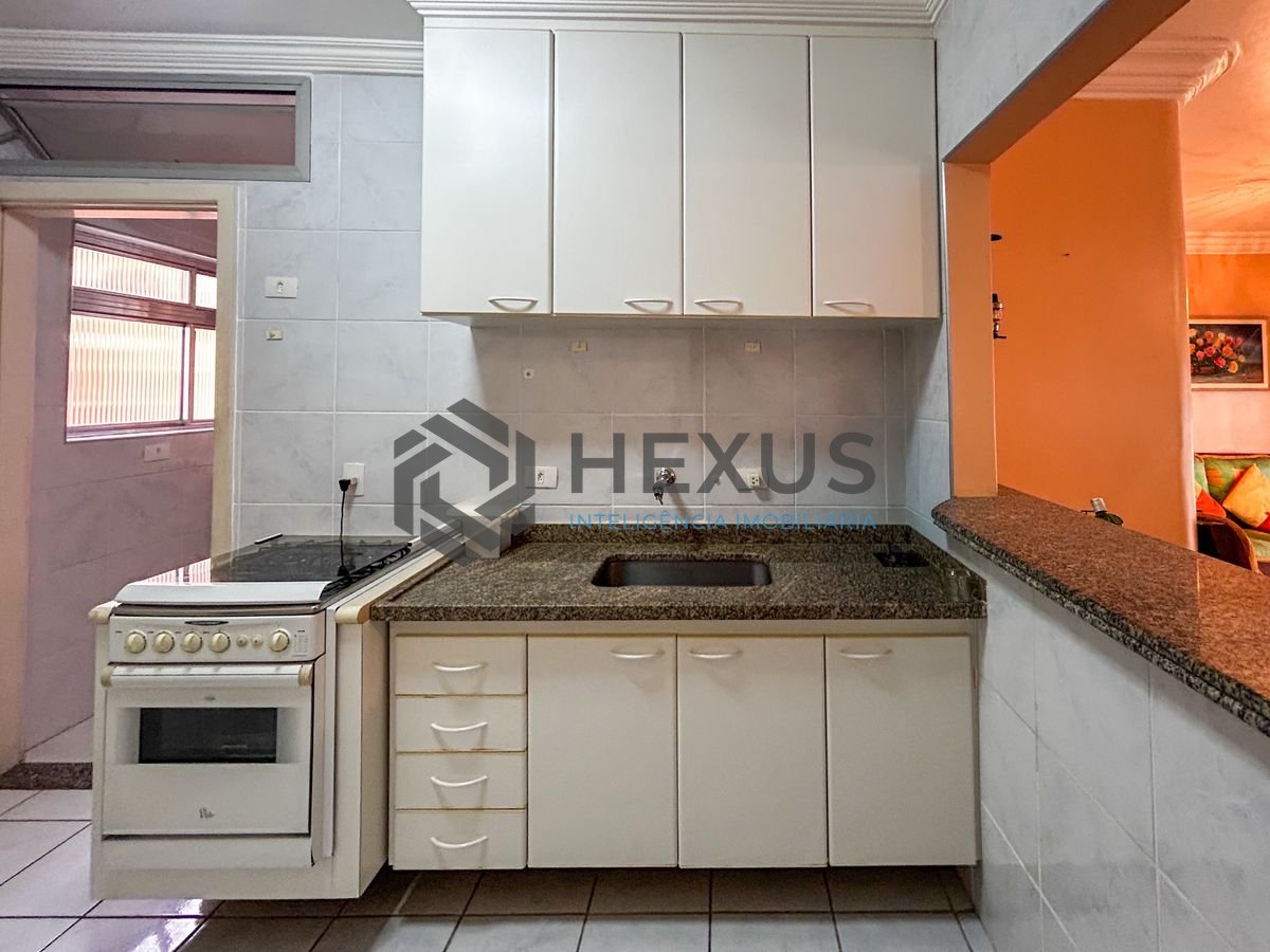 Foto 20 de Apartamento com varanda e lazer na Enseada, Guarujá
