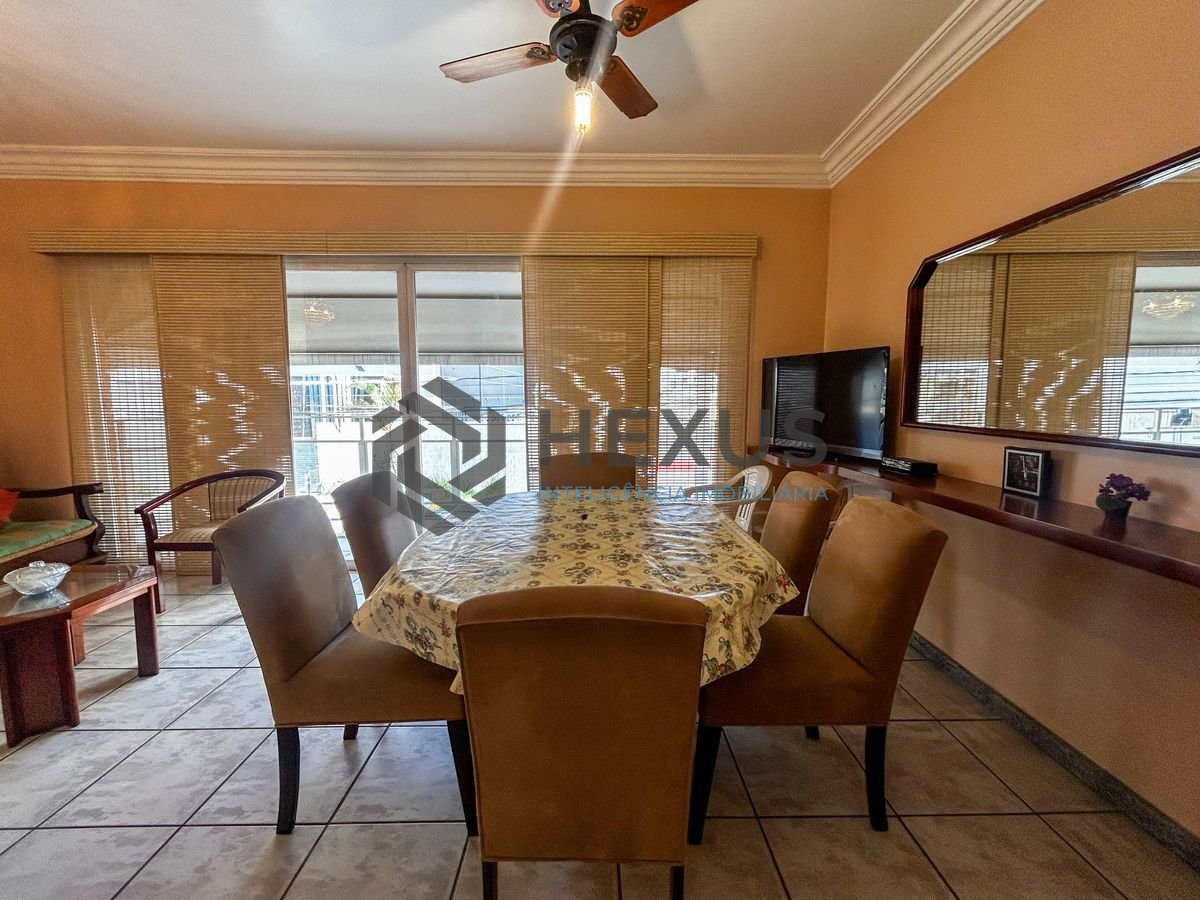 Foto 5 de Apartamento com varanda e lazer na Enseada, Guarujá