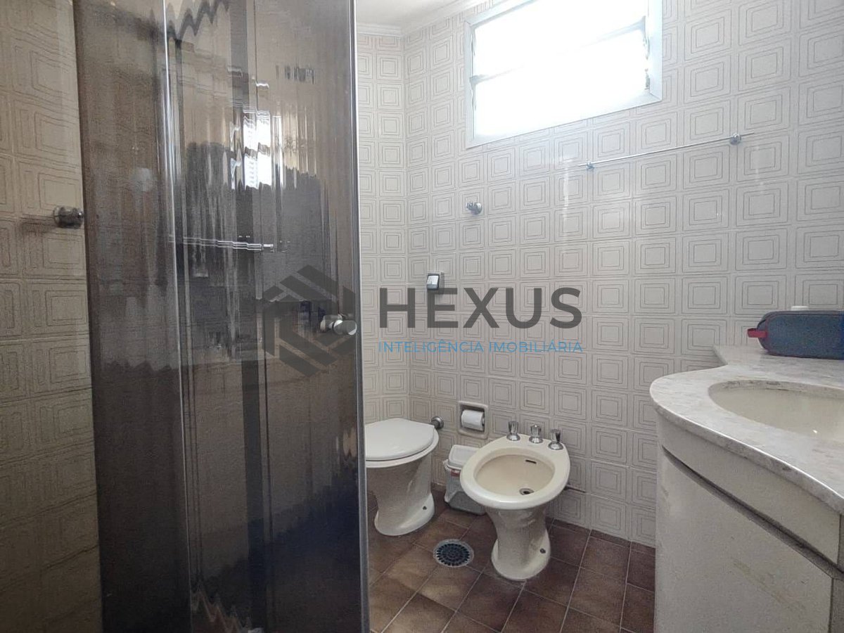 Foto 10 de Apartamento com varanda e lazer na Enseada, Guarujá