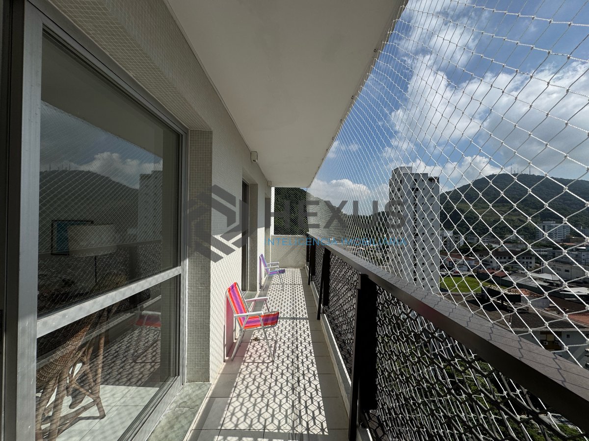 Foto 7 de Apartamento com varanda vista mar e lazer a 2 quadras da Praia das Pitangueiras, Guarujá
