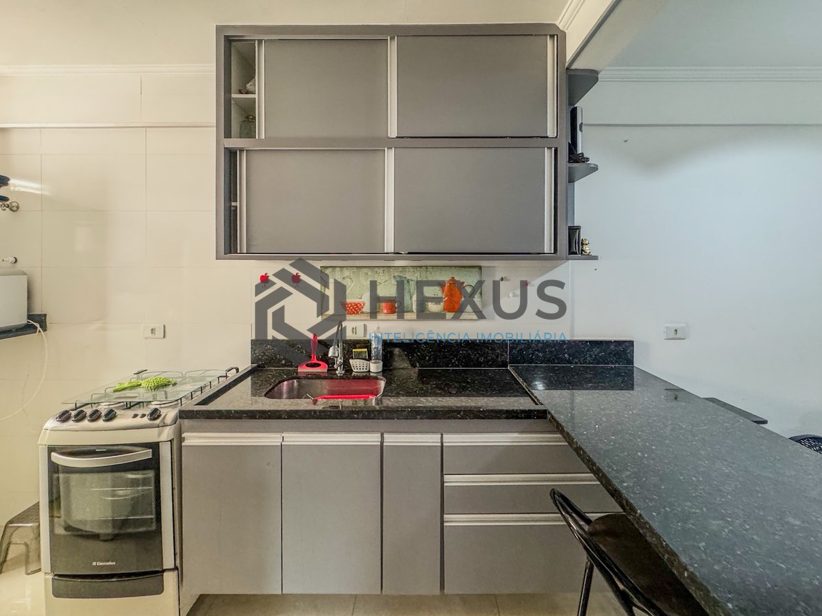Foto 11 de Apartamento reformado e lazer a 450m da praia no Tombo, Guarujá