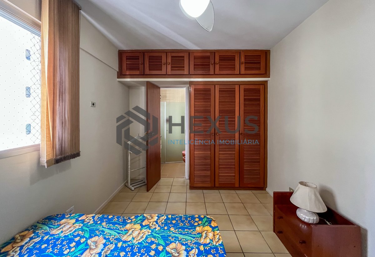 Foto 19 de Apartamento com varanda e lazer a 1 quadra do mar nas Pitangueiras, Guarujá