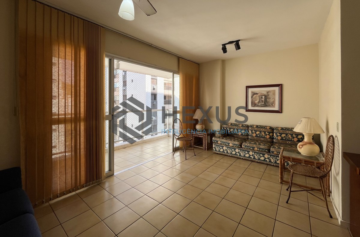 Foto 5 de Apartamento com varanda e lazer a 1 quadra do mar nas Pitangueiras, Guarujá