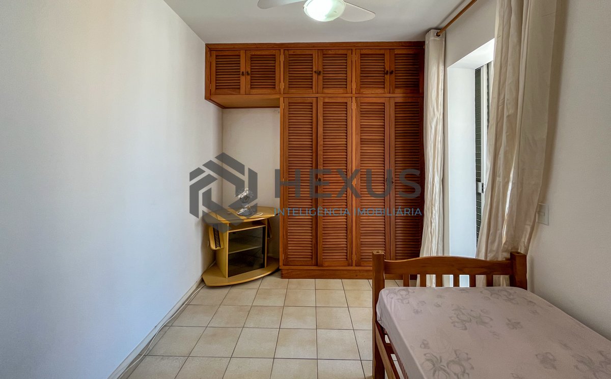 Foto 13 de Apartamento com varanda e lazer a 1 quadra do mar nas Pitangueiras, Guarujá