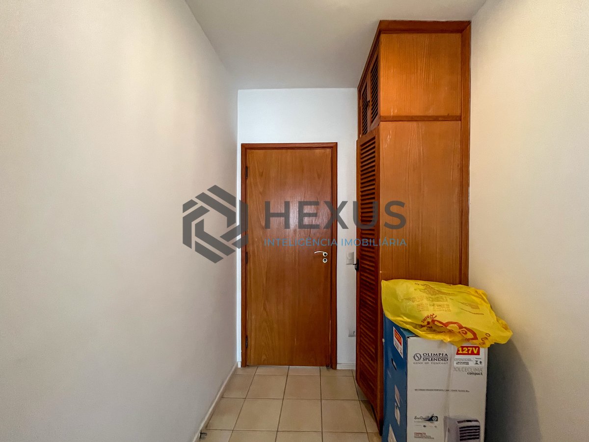 Foto 24 de Apartamento com varanda e lazer a 1 quadra do mar nas Pitangueiras, Guarujá