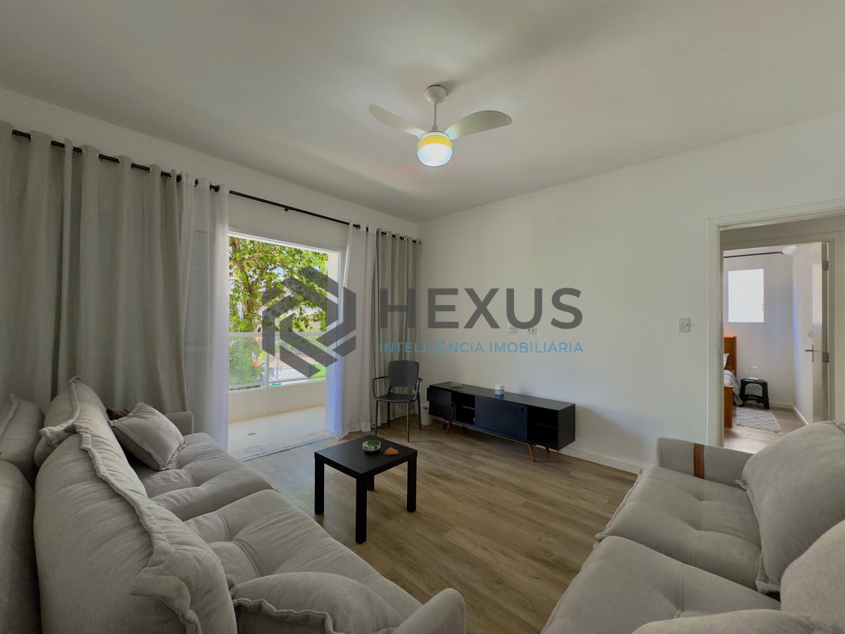 Foto 7 de Apartamento reformado com varanda nas Pitangueiras, Guarujá