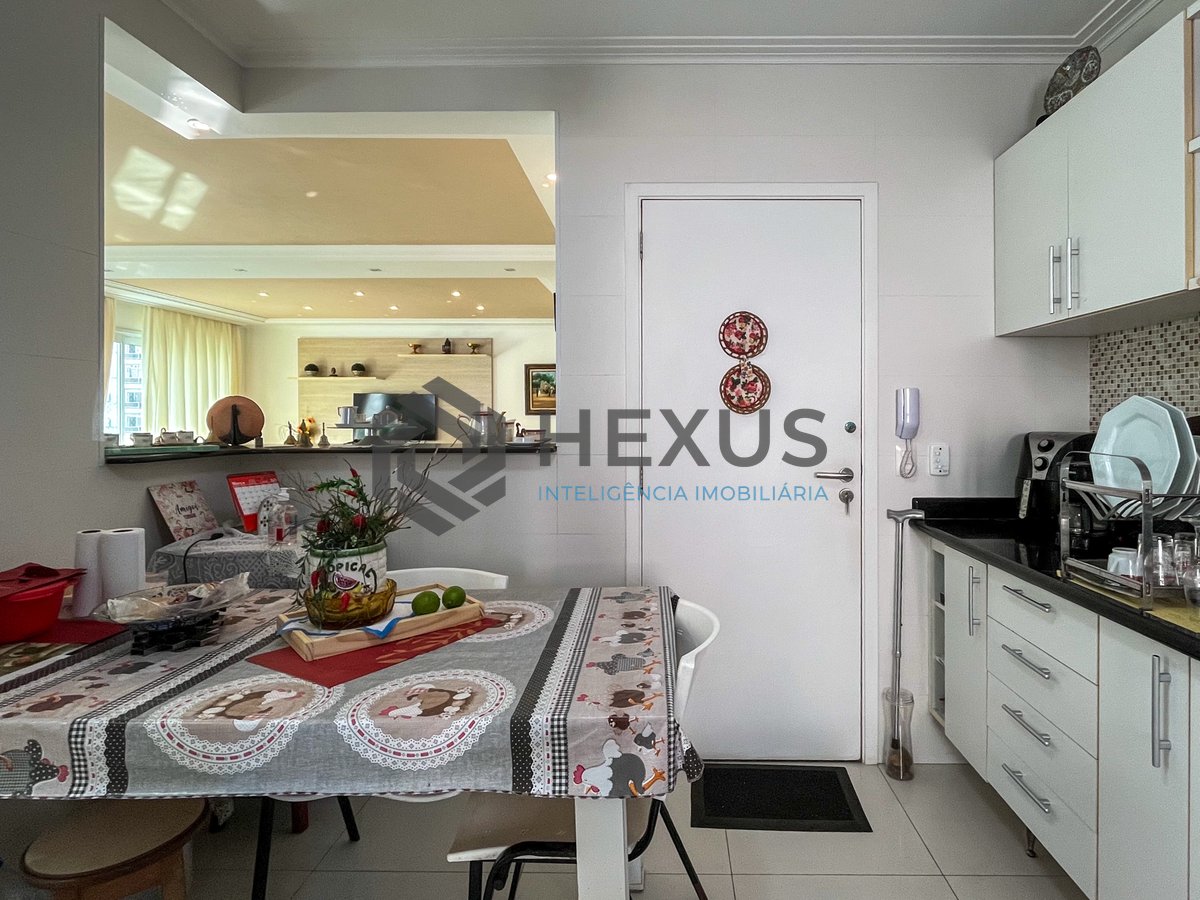 Foto 21 de Apartamento com varanda gourmet e lazer a 1 quadra da praia nas Pitangueiras, Guarujá