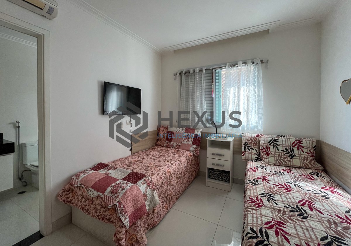 Foto 31 de Apartamento com varanda gourmet e lazer a 1 quadra da praia nas Pitangueiras, Guarujá