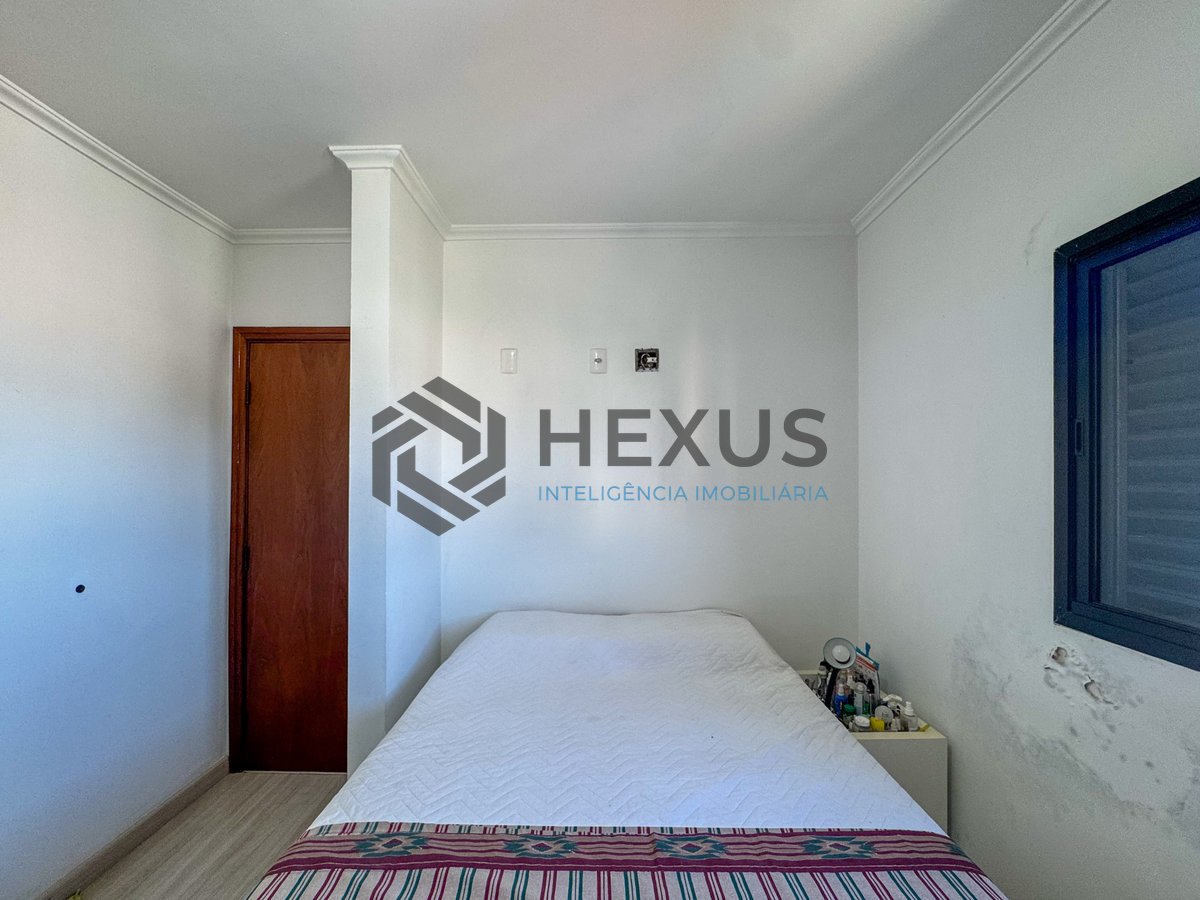 Foto 17 de Apartamento reformado com varanda e lazer nas Astúrias, Guarujá
