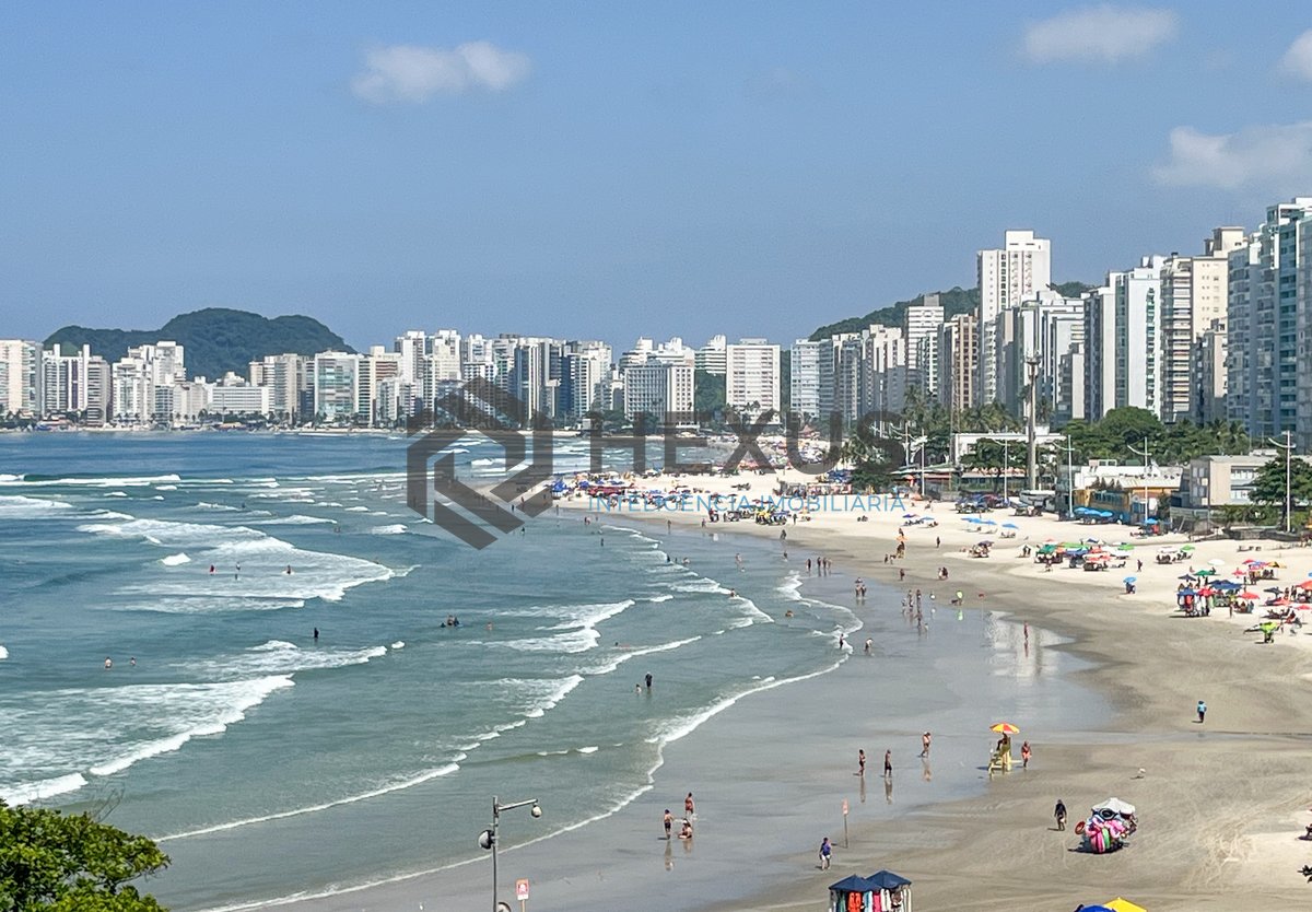 Foto 2 de Apartamento frente mar com varanda vista mar e lazer nas Pitangueiras, Guarujá