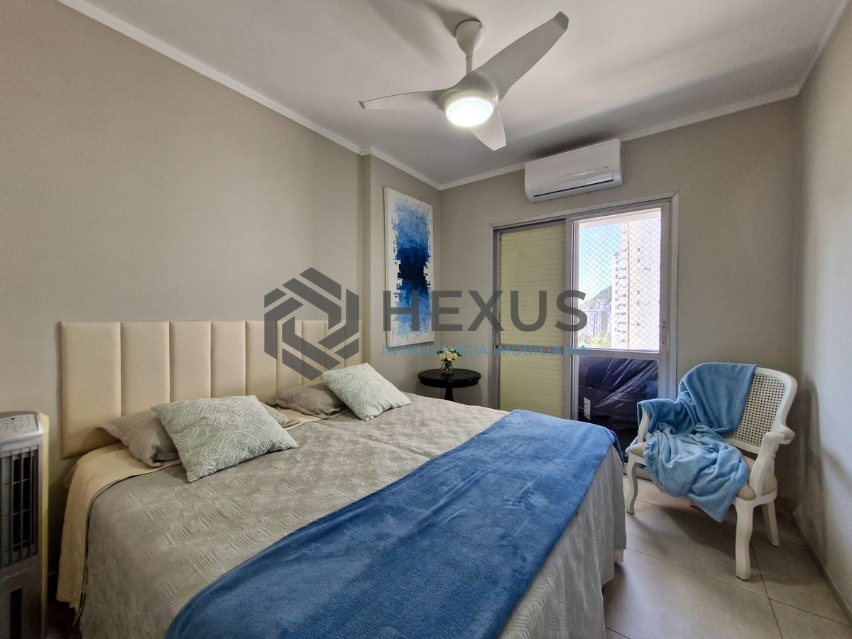 Foto 21 de Apartamento reformado com varanda vista mar e lazer a 2 quadras da praia nas Pitangueiras, Guarujá
