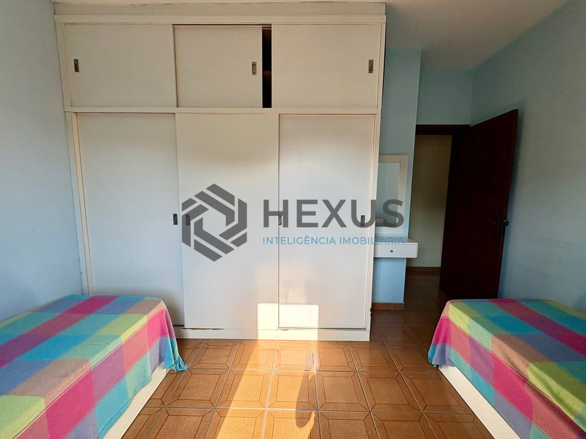 Foto 12 de Apartamento com varanda e lazer na Enseada, Guarujá