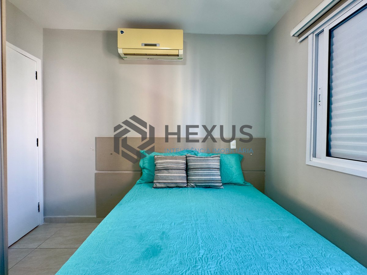Foto 16 de Apartamento reformado com varanda gourmet e lazer a 200m da praia nas Pitangueiras, Guarujá