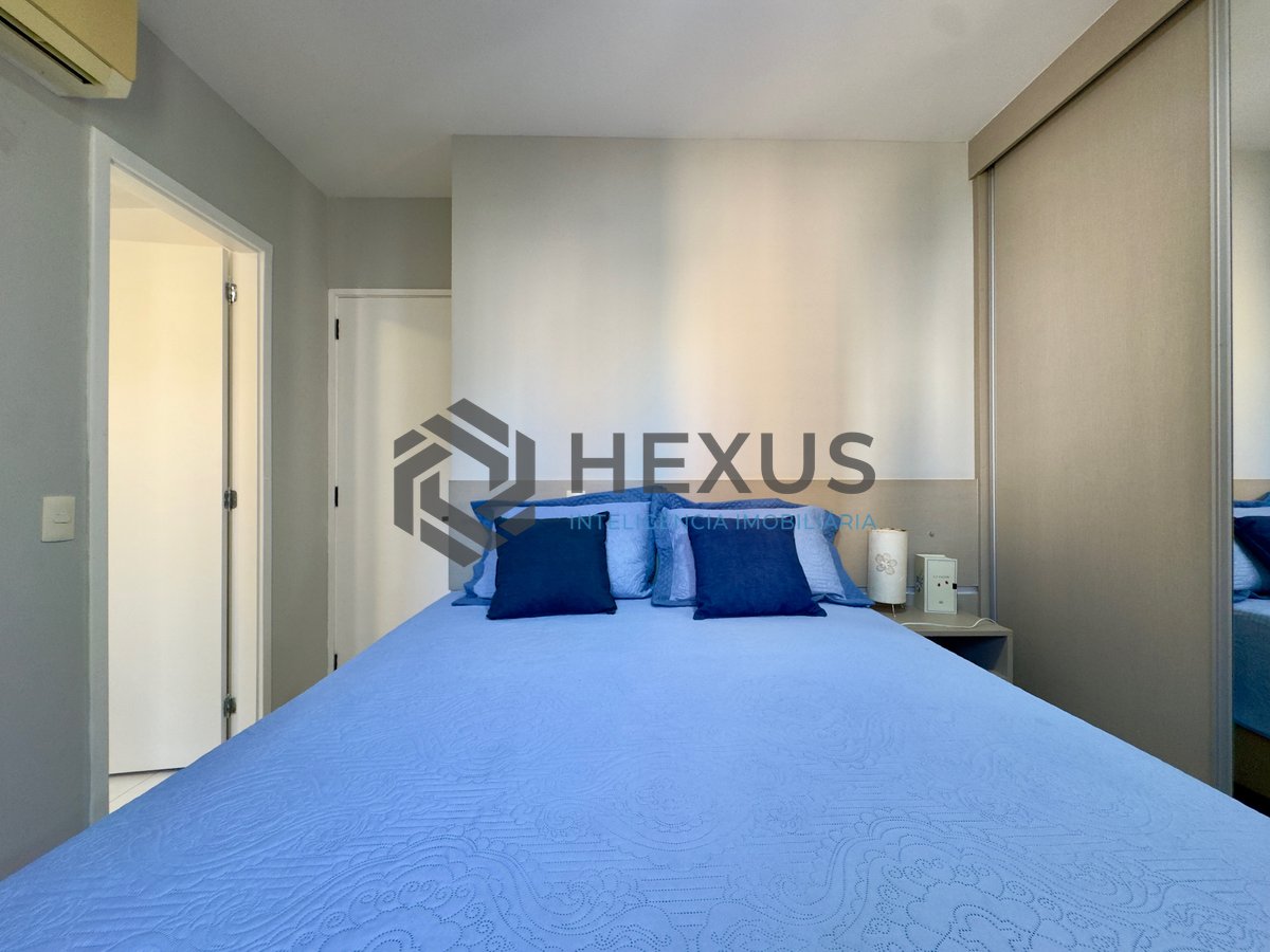 Foto 20 de Apartamento reformado com varanda gourmet e lazer a 200m da praia nas Pitangueiras, Guarujá