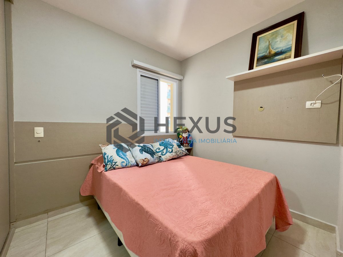 Foto 23 de Apartamento reformado com varanda gourmet e lazer a 200m da praia nas Pitangueiras, Guarujá