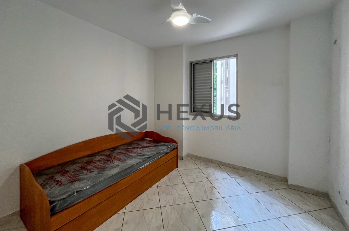 Foto 19 de Apartamento reformado na quadra-mar da Praia das Pitangueiras, Guarujá
