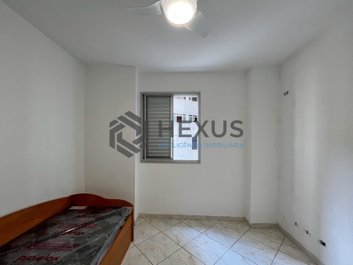 Foto 20 de Apartamento reformado na quadra-mar da Praia das Pitangueiras, Guarujá