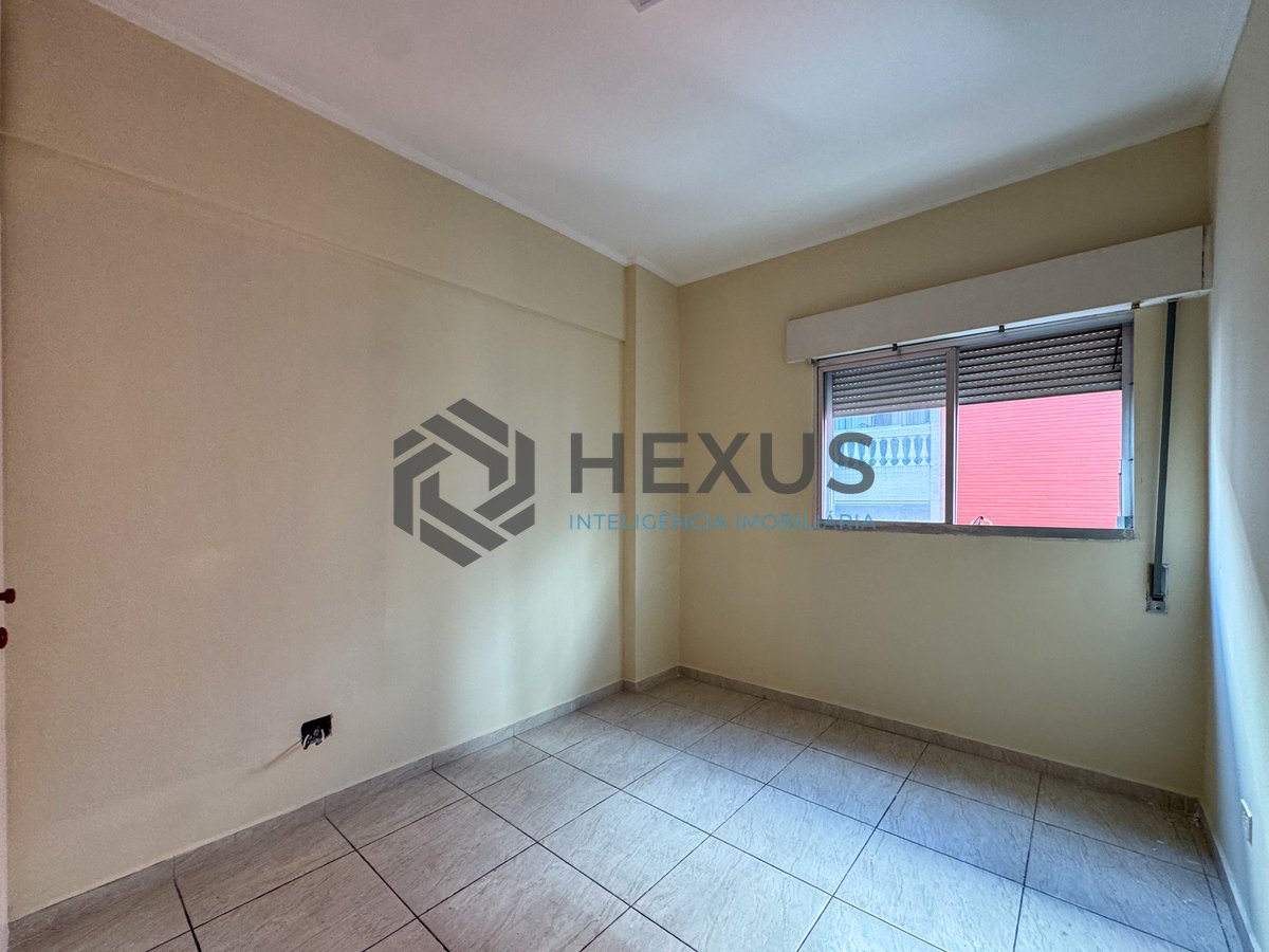 Foto 13 de Apartamento com varanda no Jardim Astúrias, Guarujá