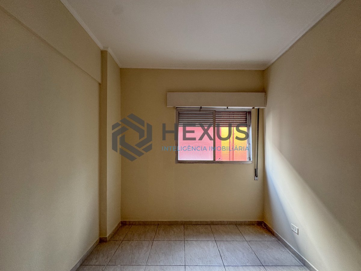 Foto 14 de Apartamento com varanda no Jardim Astúrias, Guarujá