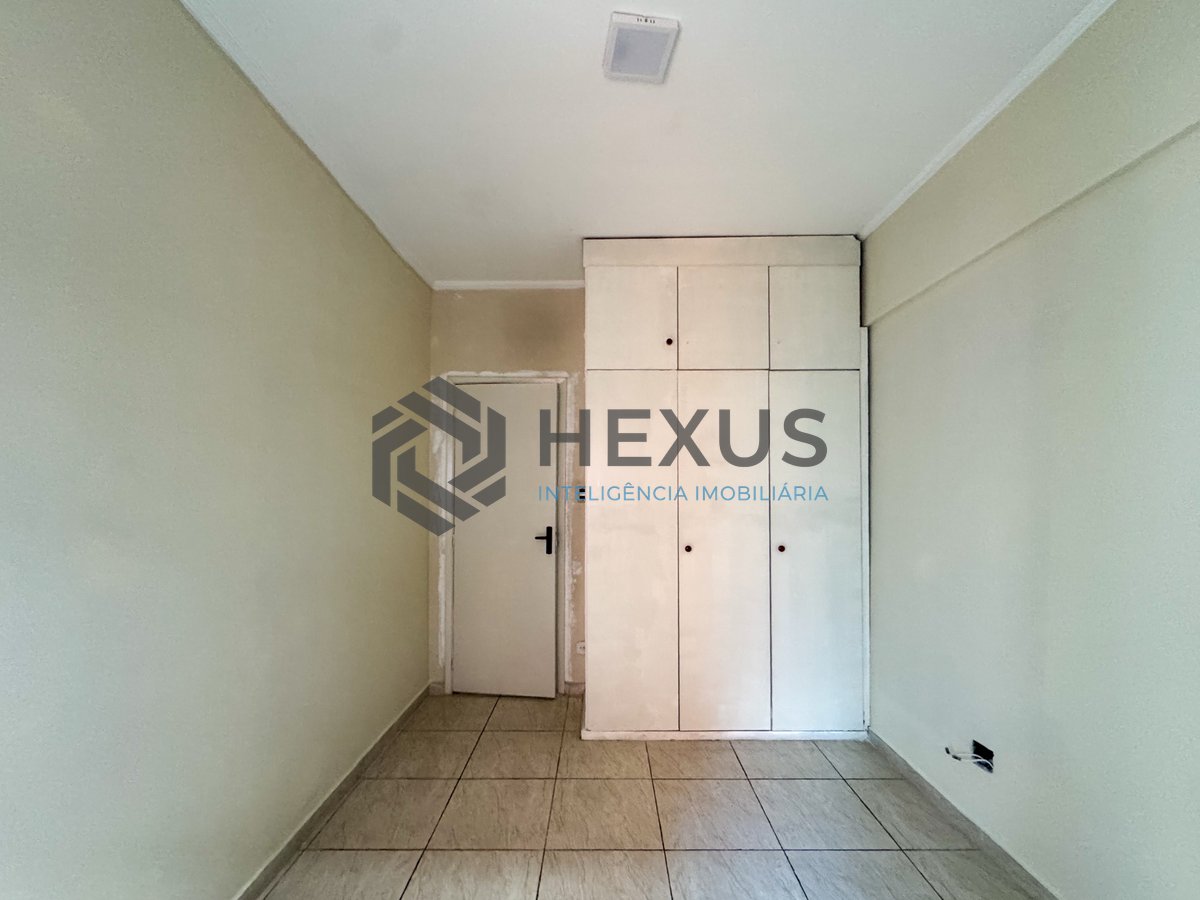 Foto 15 de Apartamento com varanda no Jardim Astúrias, Guarujá
