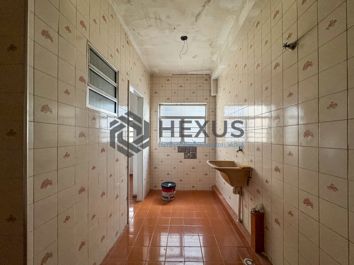 Foto 21 de Apartamento com varanda no Jardim Astúrias, Guarujá