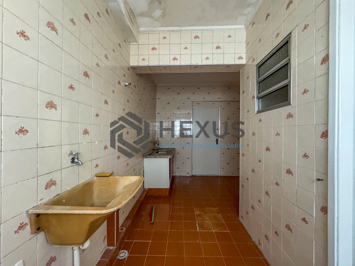 Foto 22 de Apartamento com varanda no Jardim Astúrias, Guarujá