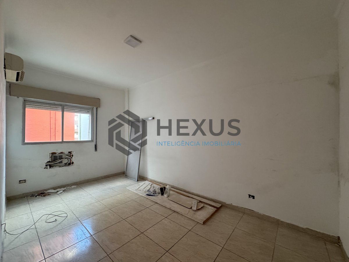 Foto 7 de Apartamento com varanda no Jardim Astúrias, Guarujá