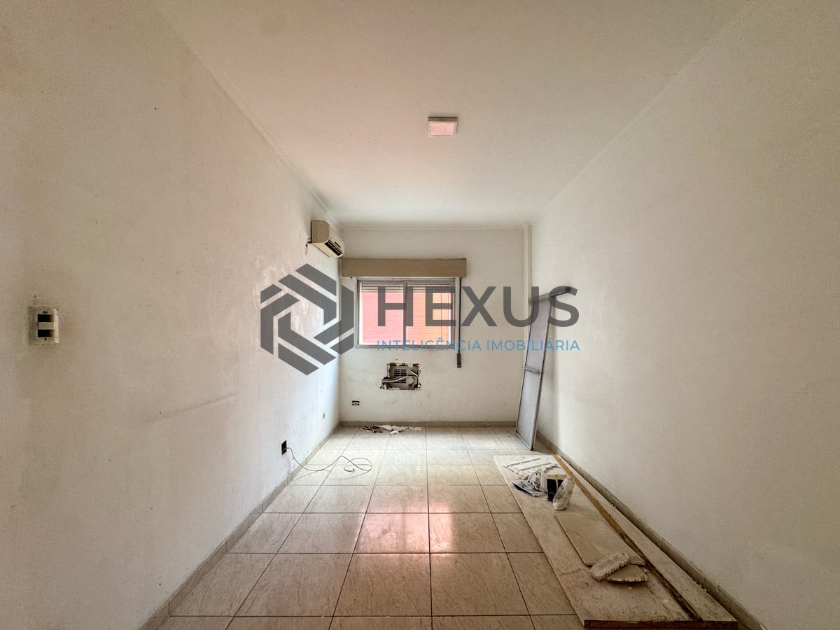 Foto 8 de Apartamento com varanda no Jardim Astúrias, Guarujá