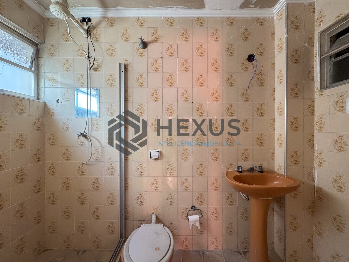 Foto 10 de Apartamento com varanda no Jardim Astúrias, Guarujá