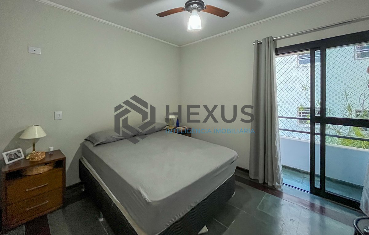 Foto 20 de Apartamento com varanda e lazer a 400m da Praia nas Pitangueiras, Guarujá