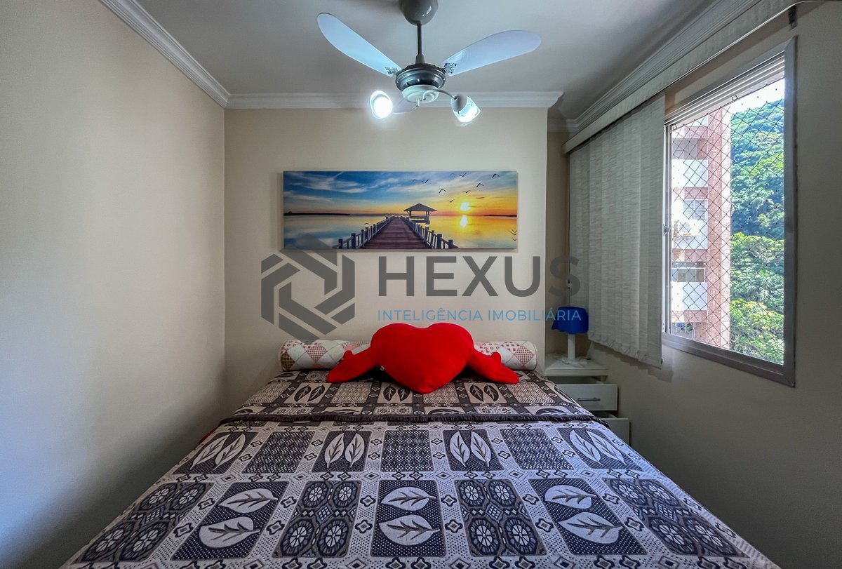 Foto 14 de Apartamento reformado a 1 quadra da praia nas Pitangueiras, Guarujá