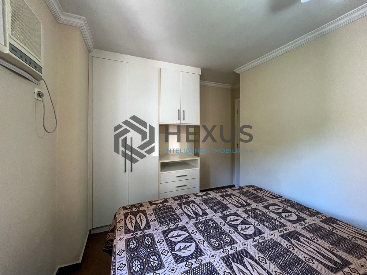 Foto 17 de Apartamento reformado a 1 quadra da praia nas Pitangueiras, Guarujá