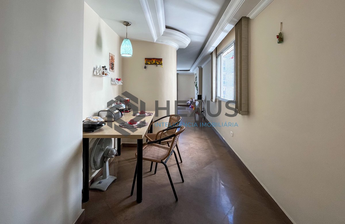 Foto 7 de Apartamento reformado a 1 quadra da praia nas Pitangueiras, Guarujá