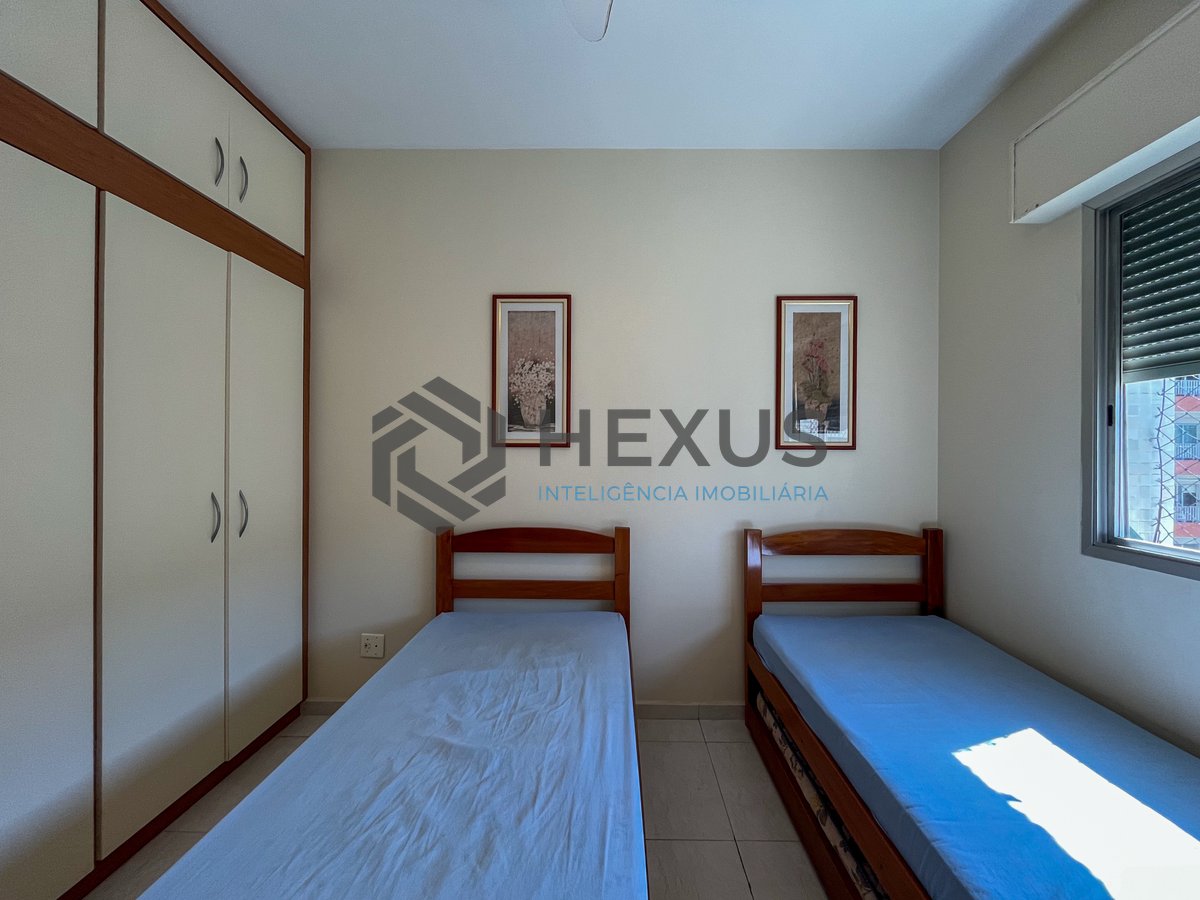 Foto 14 de Apartamento com varanda vista mar a 1 quadra da praia nas Pitangueiras, Guarujá