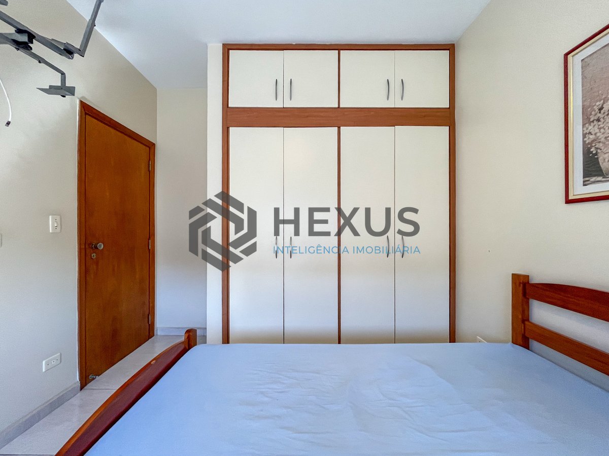Foto 16 de Apartamento com varanda vista mar a 1 quadra da praia nas Pitangueiras, Guarujá