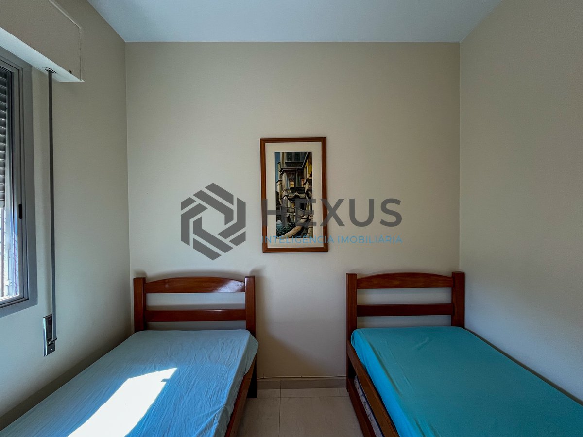 Foto 19 de Apartamento com varanda vista mar a 1 quadra da praia nas Pitangueiras, Guarujá