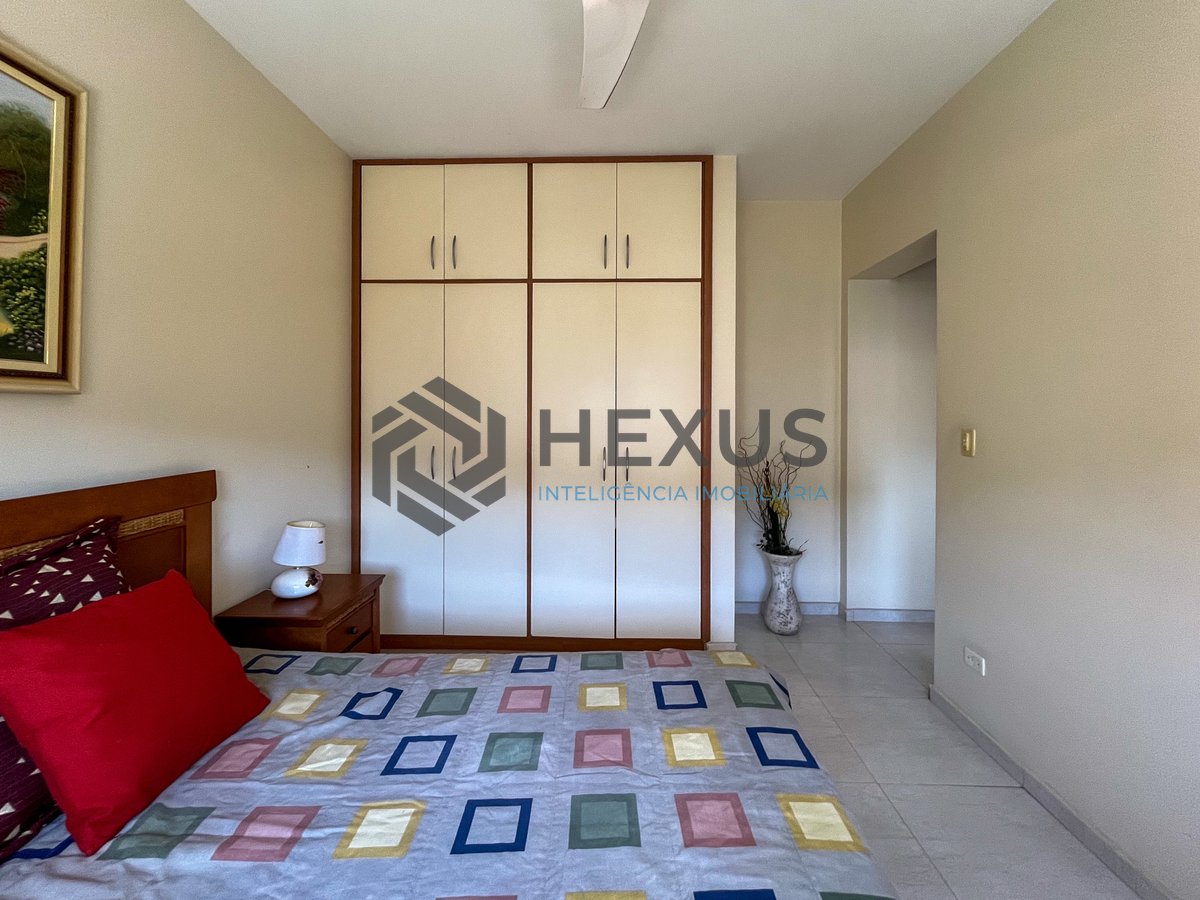 Foto 24 de Apartamento com varanda vista mar a 1 quadra da praia nas Pitangueiras, Guarujá