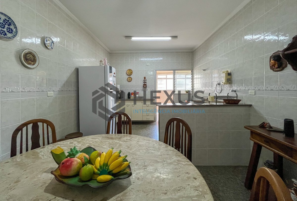 Foto 27 de Apartamento com varanda vista mar a 1 quadra da praia nas Pitangueiras, Guarujá