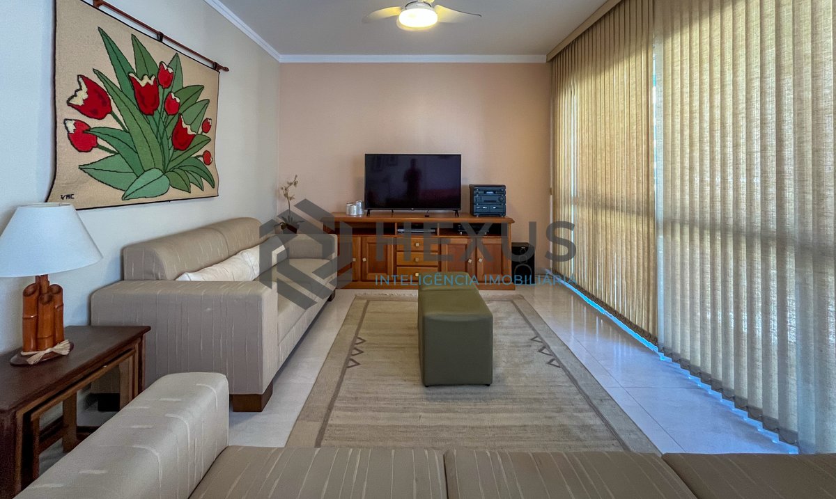Foto 6 de Apartamento com varanda vista mar a 1 quadra da praia nas Pitangueiras, Guarujá
