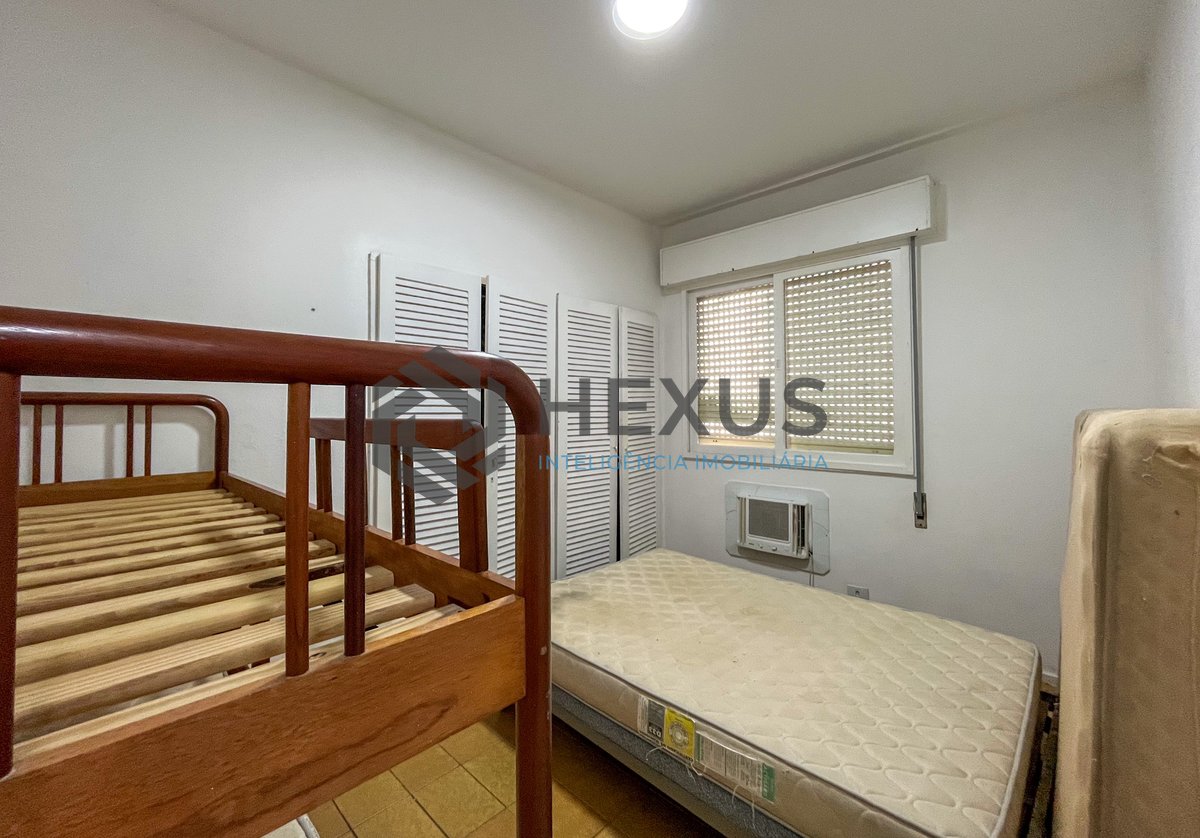 Foto 28 de Apartamento com varanda vista mar a 80m da praia nas Pitangueiras, Guarujá