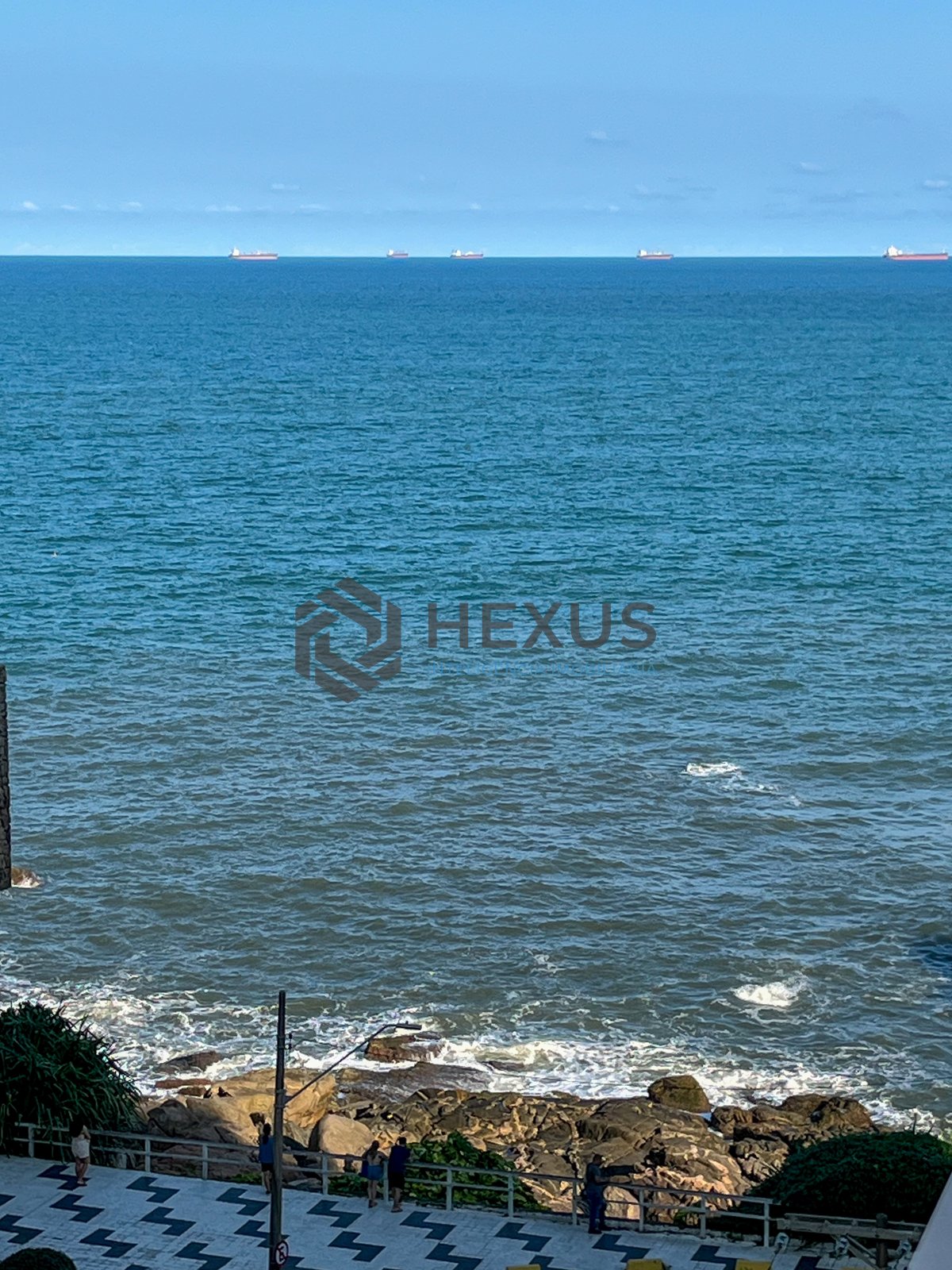 Foto 15 de Apartamento com varanda vista mar e lazer no Jardim Astúrias, Guarujá