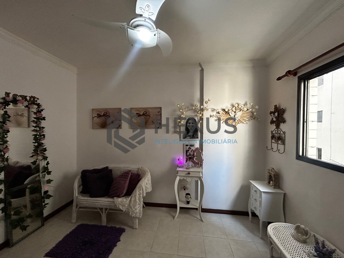 Foto 23 de Apartamento reformado com varanda vista mar e lazer a 200m da praia no Jardim Astúrias, Guarujá